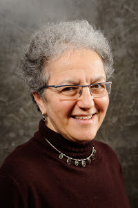 dr Nina Kancewicz-Hoffman